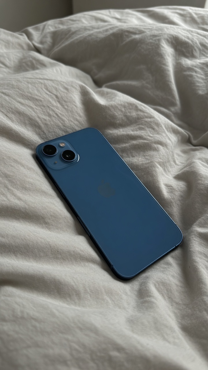 iPhone 13 128GB Blue