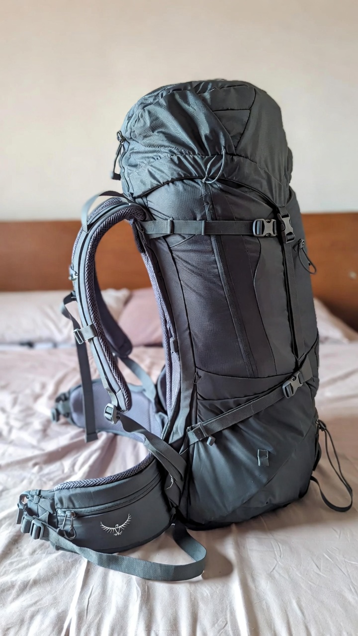 Osprey Atmos AG 65L Backpack (Alt)