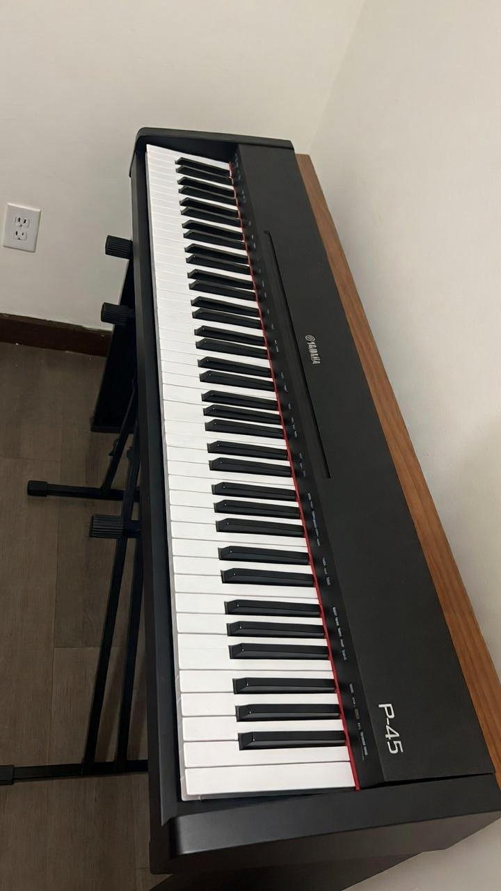 Yamaha P-45 Digital Piano