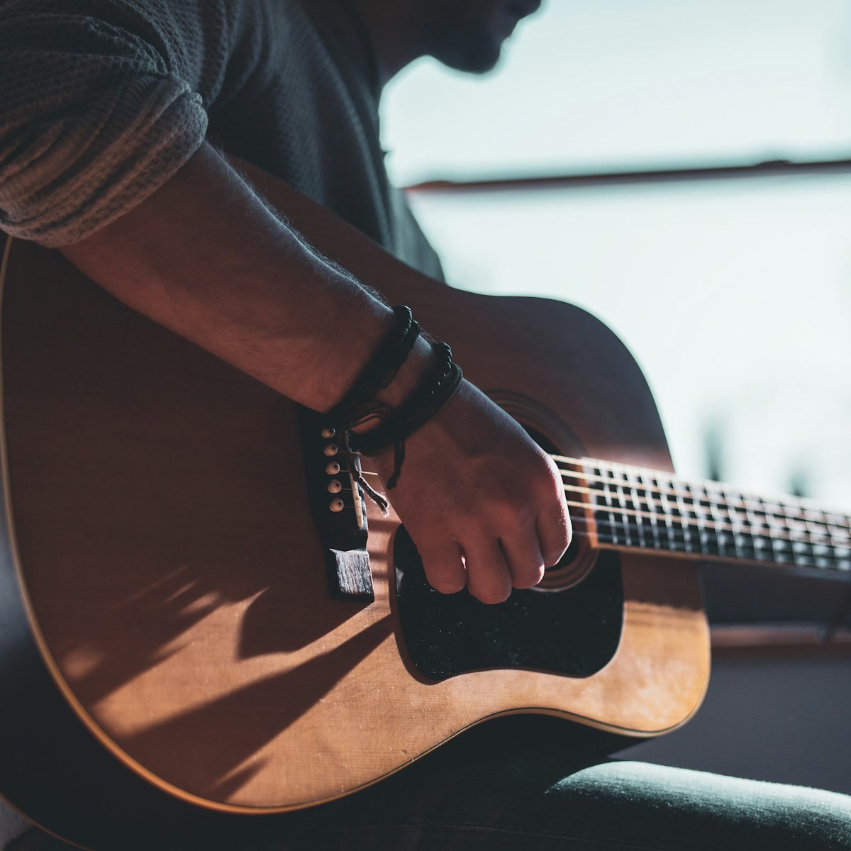 Acoustic Guitar (2)
