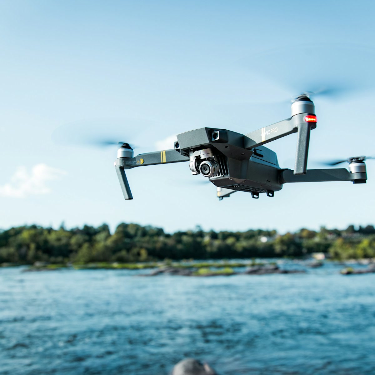 DJI Mini 4 Pro Fly More Combo